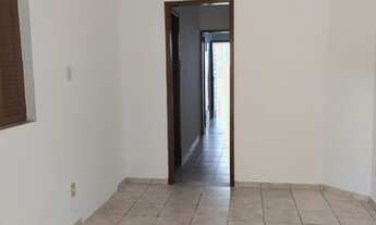 Imagem 2: Alugo casa de 2/4 com Garagem em São Cristóvão