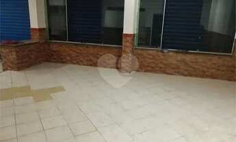 Imagem 4: Loja de esquina no Paraíso