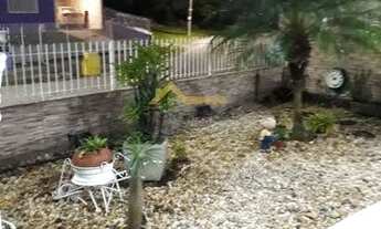 Imagem 5: K) Casa com piscina e reformada, com 2 dormitórios, Forquilhas em SJ