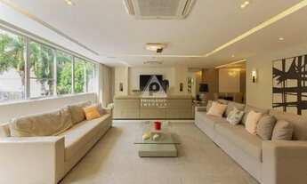 Imagem 2: Magnífico apto com 4 quartos e 2 vagas na escritura no Flamengo