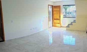 Imagem 5: Sobrado para Venda em Curitiba, Alto Boqueirão, 2 dormitórios, 1 suíte, 2 banheiros, 1 vag