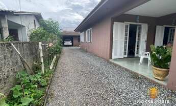 Imagem 5: Casa em terreno sozinho a 400 metros da praia com 2 dormitórios à venda, 127 m² por R$ 389