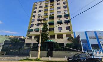 Imagem: Amplo apartamento, vazio, próximo à delegacia