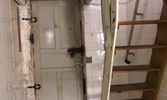 Imagem 7: Loja Comercial na Kennedy-Tupy, 48m², estacionamento coberto, 2 banheiros