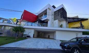 Imagem 4: Casa de alto padrão para aluguel no condomínio Real Park Arujá com cinco dormitórios