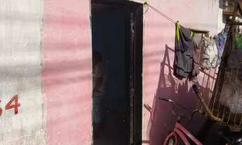 Imagem: Vendo uma pequena casa, 15 mil pra vender