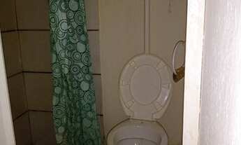 Imagem 2: Kitnet 400,00 incluso água e internet