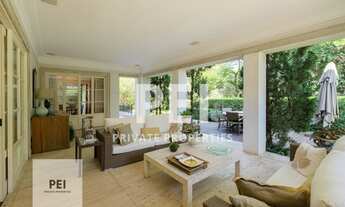 Imagem 3: Casa Mansão Urbana em Condomínio no Bairro Cidade Jardim, Procura Novo Proprietário