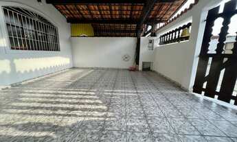 Imagem 2: Casa Três dormitórios no Canto do Forte. Cód: 806