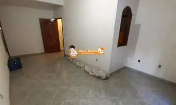 Imagem 6: Casa tipo apartamento três quartos com suíte e dependências,garagem, quintal Niterói Piuma