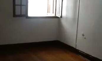 Imagem 5: Sobrado comercial próximo ao Museu Ipiranga