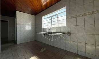 Imagem 7: Casa com 2 dormitórios para alugar, 1 m² por R$ 1.300,00/mês - Jardim Santa Helena - Jaú/S