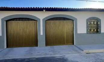 Imagem: Casa Residencial com 4 Quartos, 2 Vagas