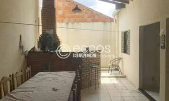 Imagem 2: Casa à venda, 3 quartos, 1 suíte, 2 vagas, Cidade Jardim - Uberlândia/MG