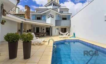 Imagem 2: Casa sobrado no Alto Petrópolis de 5 dormitórios e 3 vagas