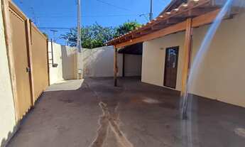 Imagem 4: ALUGA-SE CASA 02 DORMITÓRIOS ** BAIRRO JARDIM FELICIDADE *