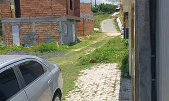 Imagem 3: Casa de laje toda murada em fase de acabamento