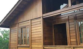 Imagem: Chalé de Madeira com 2 quartos - Seropédica