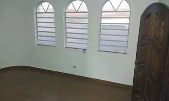 Imagem 3: Casa para locação em Taubaté-SP, no bairro Areão: 2 quartos, 1 sala, 1 banheiro, 2 vagas d