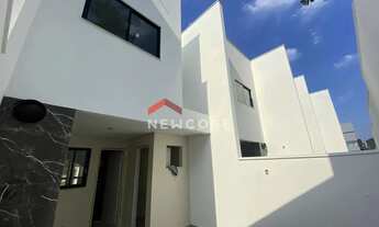 Imagem 3: Sobrado em Rua Alziro Zarur - Bom Retiro - Joinville/SC