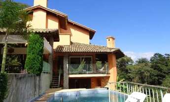 Imagem: Bela casa no condomínio central de Itaipava