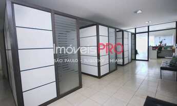 Imagem 4: Prédio de 6 andares próximo ao metrô Saúde