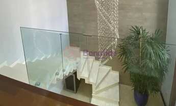 Imagem 3: Casa residencial mobiliada com 3 suítes, piscina e vista para montanha em Chácara Malota