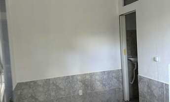 Imagem 6: Alugo linda quitinete de vila no coração do bairro de Quintino