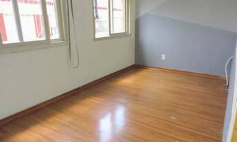 Imagem 5: JK no Jardim Leopoldina com 34 m² privativos, Rua Carlos Estevão, próximo ao Supermercado