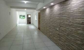 Imagem 2: Ótima casa 3 dormitórios sendo 1 suíte, com quintal em bairro residencial