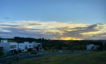 Imagem 6: Casa de condomínio para aluguel tem 250 metros quadrados com 4 quartos