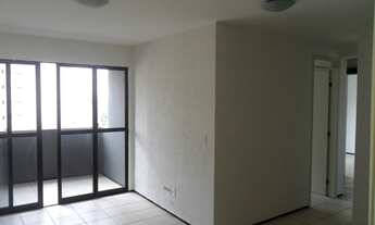 Imagem 6: Ótima localização, 03 quartos (Sendo 02 suítes com armários e 01 dormitório), varanda na s