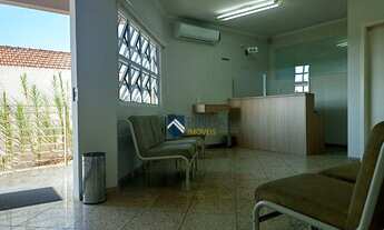 Imagem 3: IMÓVEL COMERCIAL COM 6 SALAS E 3 VAGAS DE GARAGEM PARA LOCAÇÃO EM VINHEDO