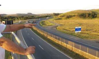 Imagem 4: Terreno Comercial com acesso da rodovia em Careaçu