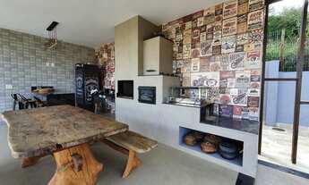 Imagem 5: Sítio Maravilhoso com Casa de 320m² Dois Pavimentos em Condomínio Fechado