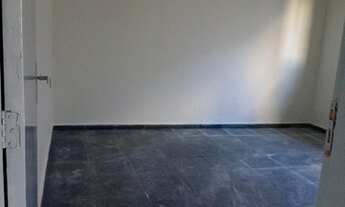 Imagem 6: Casa - 2 comodos e banheiro -1000m da estacao B.Cubas - $900,00-