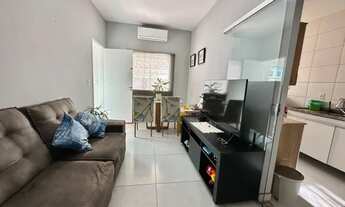 Imagem 2: Vendo apartamento no térreo com 2 quartos sendo 1 suíte, bom acabamento, 1 vaga de garagem