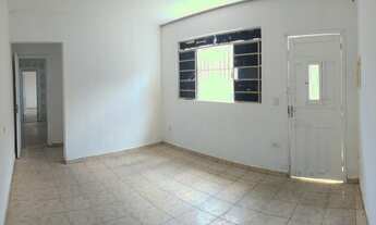 Imagem 2: Casa de 2 Dormitórios em Taboão da Serra