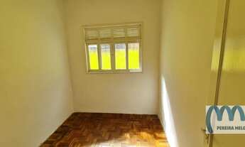 Imagem 3: Casa linear, junto rua da caminhada, próxima ao College