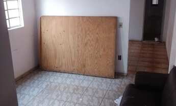 Imagem 5: Casa Simples Muito Bem Localizada No Centro Da Cidade De Quadra/SP