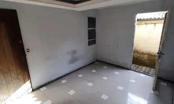 Imagem 2: Alugo casas de 1 e 2 de quantos no bairro Tony- justinopolis