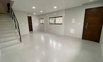 Imagem 2: Sobrado à venda em São José/SC