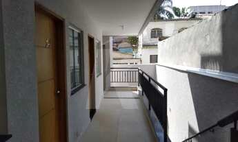 Imagem 5: Casa em condomínio com 2 quartos, sala, cozinha, banheiro e área de serviço