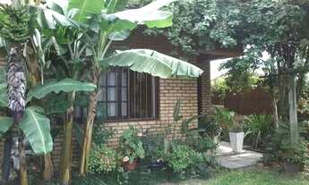 Imagem 2: Porto Alegre - Casa Padrão - Cristal