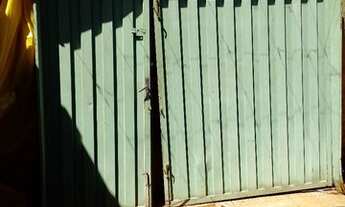 Imagem 2: Portão Casa com venda com preço sob consulta