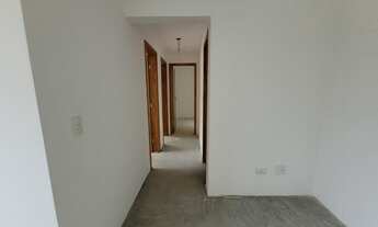 Imagem 5: Apartamento para Venda em Curitiba, SITIO CERCADO, 3 dormitórios, 1 banheiro, 1 vaga