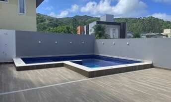 Imagem 4: CASA EM BC... com 5 suítes, 6 bwc, 3 vagas, nova, em cond. fechado com lazer completo, ve