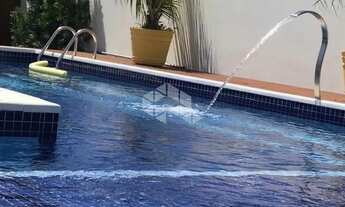 Imagem 5: Casa em condomínio fechado, com 4 suítes, para Venda no Campeche - Florianópolis/SC