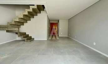 Imagem 5: Sobrado em condomínio fechado com 1 suíte mais 2 quartos no bairro Glória em Joinville - S