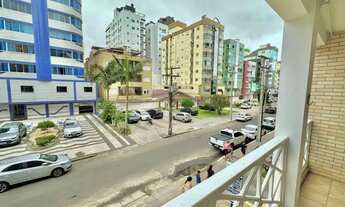 Imagem 2: Lindo apartamento de frente com amplo terraço ao lado da Praça Flávio Boianovski